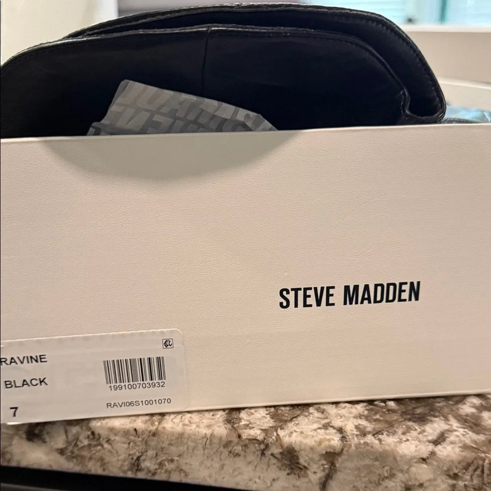Steve Madden Black Slouchy Stiletto Knee-High Boots - Picture 4 of 5
